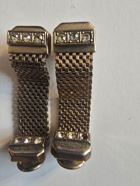 SWANK VINTAGE GOLD TONE MESH WRAP AROUND CUFF LINKS WITH RHINESTONE